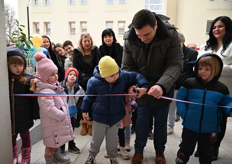 Svečano otvoren prvi županijski dječji vrtić Zvjezdice